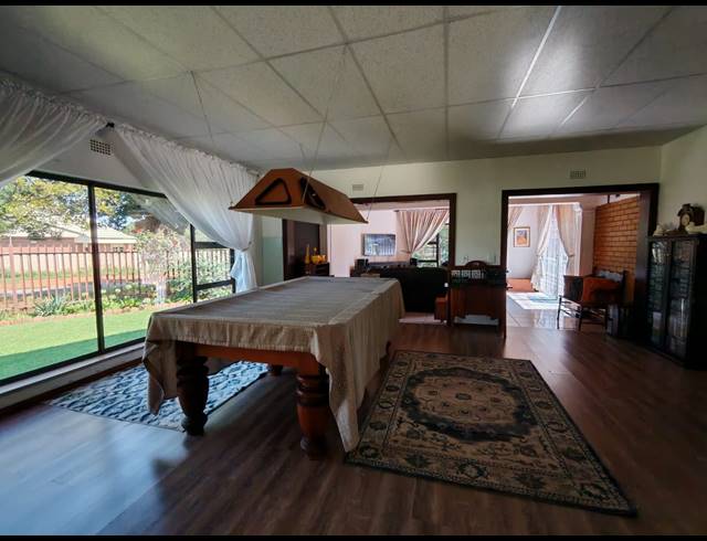 4 BEDROOM HOUSE FOR SALE IN THREE RIVERS EAST